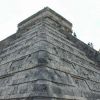El Castillo, the pyramid of Kukulc&aacute;n at Chich&eacute;n Itz&aacute;.